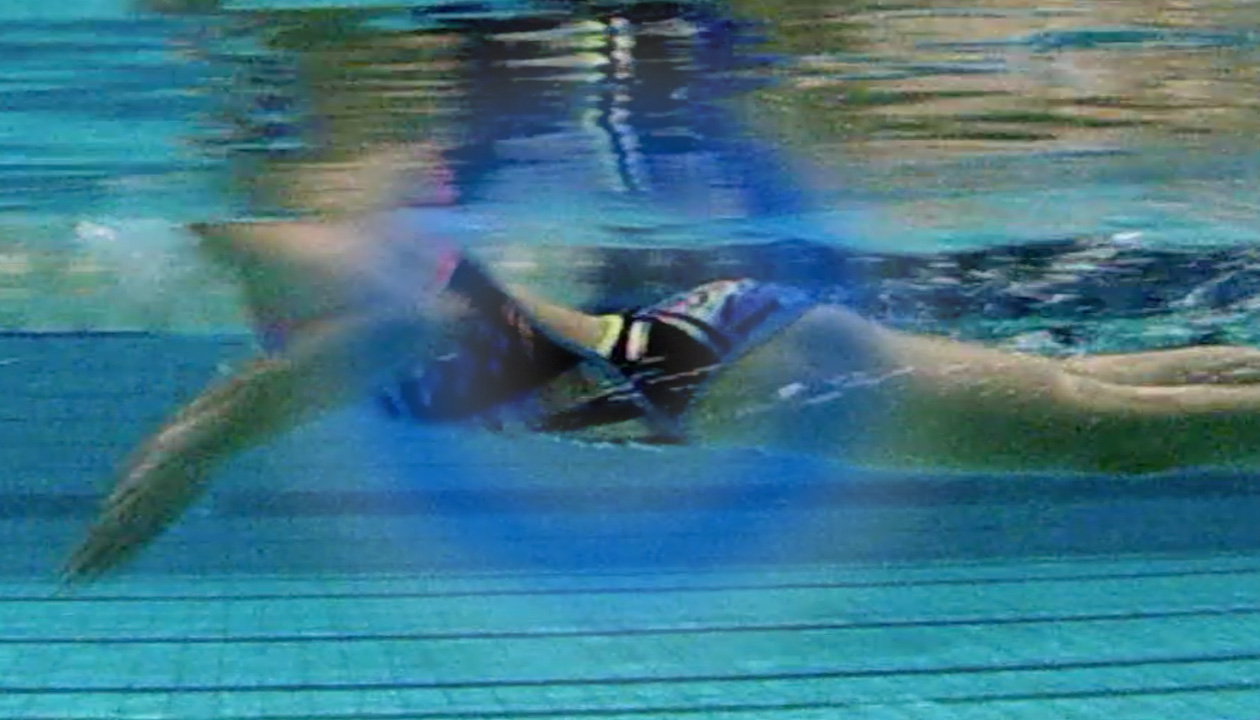 腰痛ゼロの水泳テクニック！簡単・効果的な陸トレを実践！ - Swimming